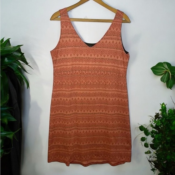 L.L.Bean Sleeveless Tank Dress Geometric Tribal Print Stretch Travel Casual - Picture 3 of 10